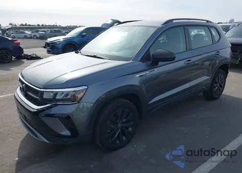 2024 Volkswagen Taos 1.5T S z USA, uszkodzony, nr VIN 3VV5X7B23RM022594